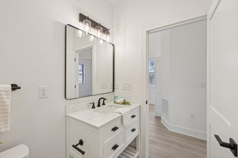 Tiny photo for 92 E Innis Avenue, Columbus, OH 43207 (MLS # 225045242)