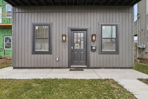 Tiny photo for 92 E Innis Avenue, Columbus, OH 43207 (MLS # 225045242)