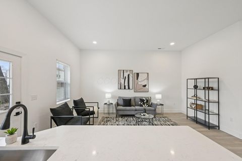 Tiny photo for 92 E Innis Avenue, Columbus, OH 43207 (MLS # 225045242)