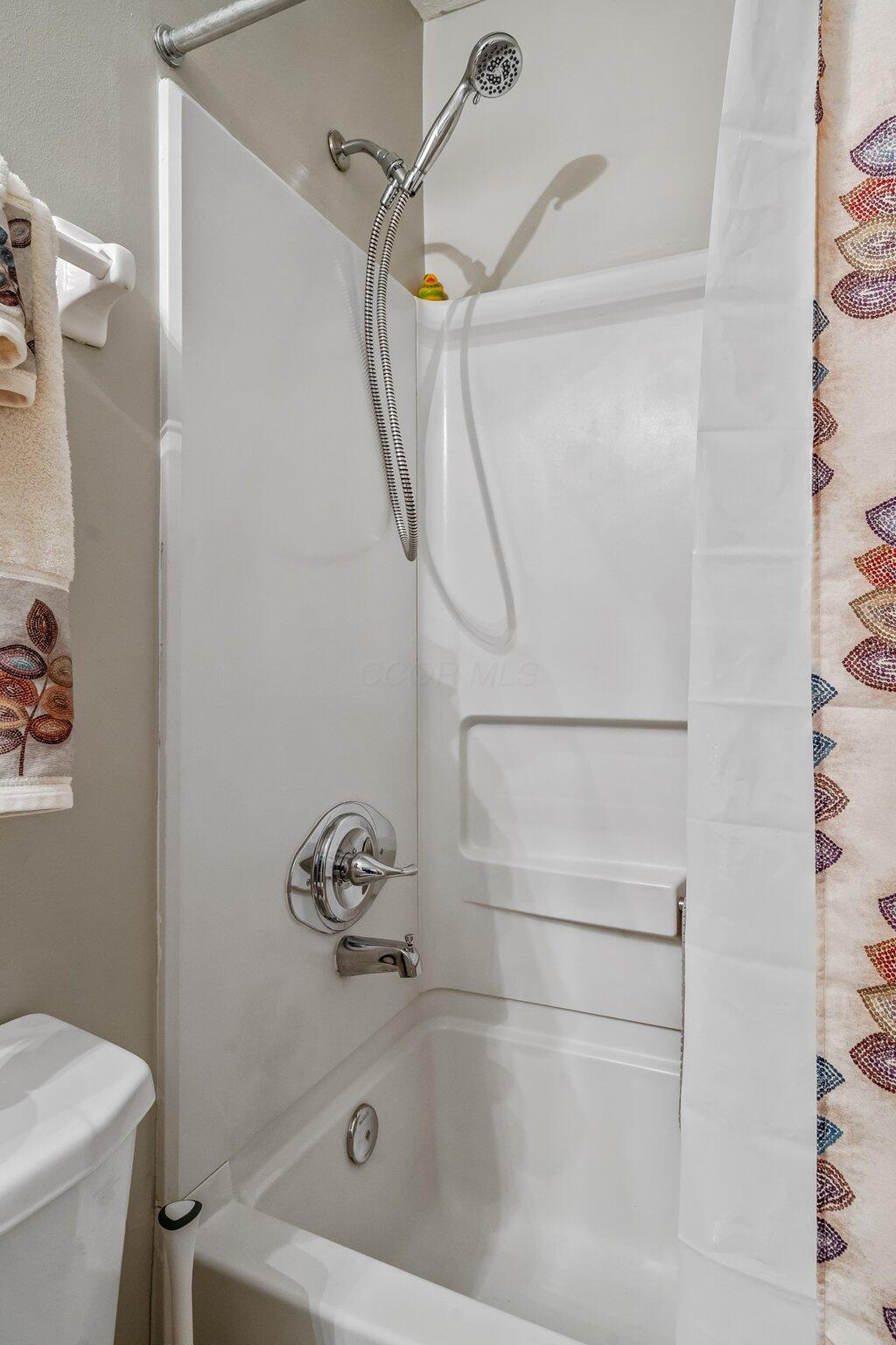 243 Brueghel Road, Blacklick, Ohio image 20