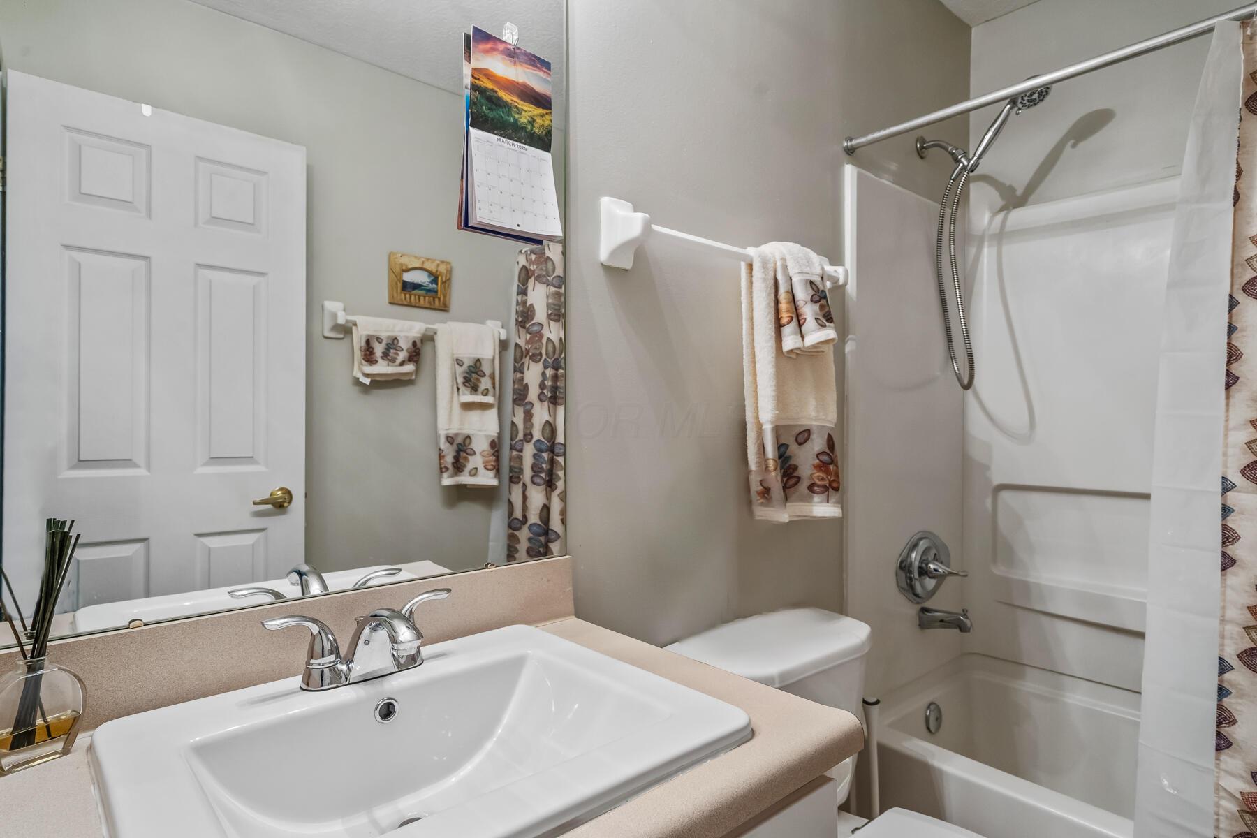 243 Brueghel Road, Blacklick, Ohio image 19