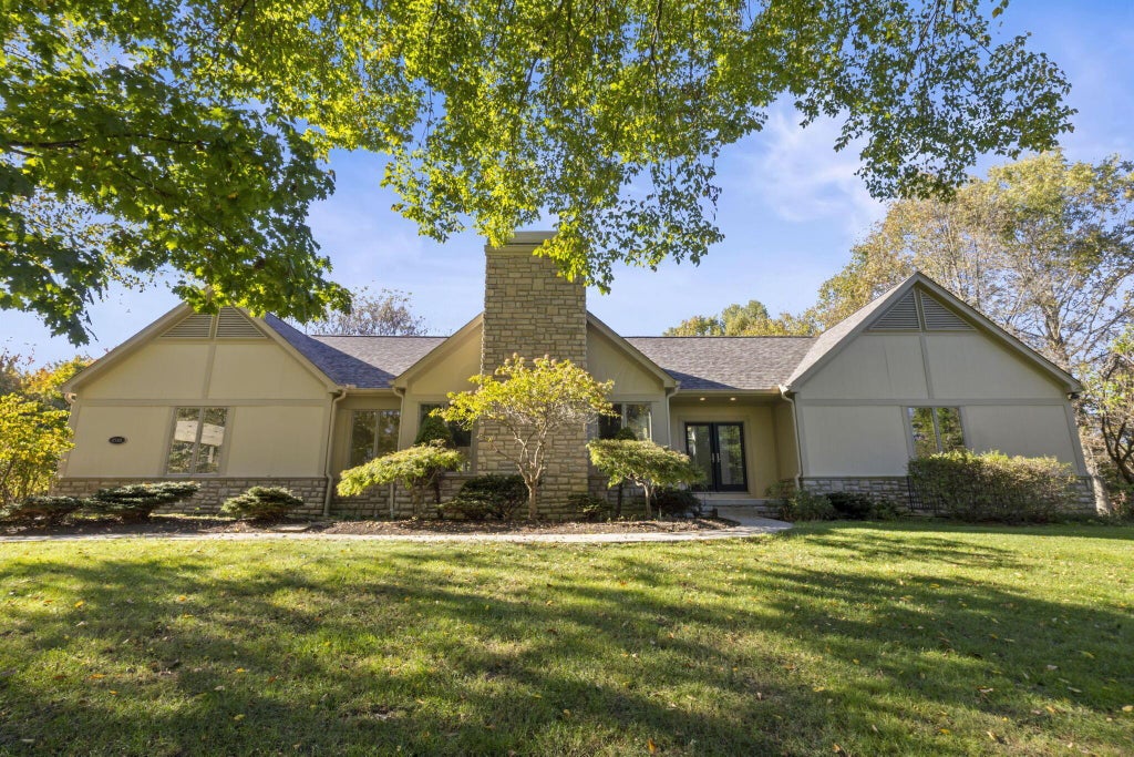 Photo of 2568 S State Route 605, Galena, OH 43021 (MLS # 226040480)