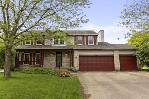 Photo of 1271 River Trail Drive, Grove City, OH 43123 (MLS # 226020562)