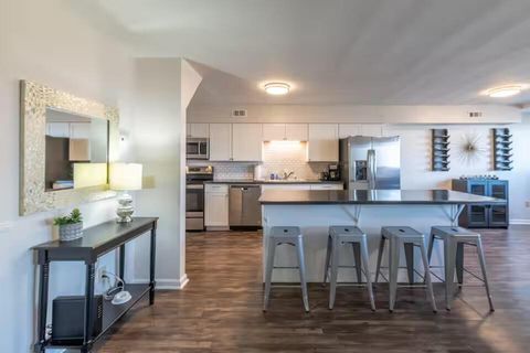 Photo of 2500 Warsaw Avenue 10 #10, Cincinnati, OH 45204 (MLS # 226012259)