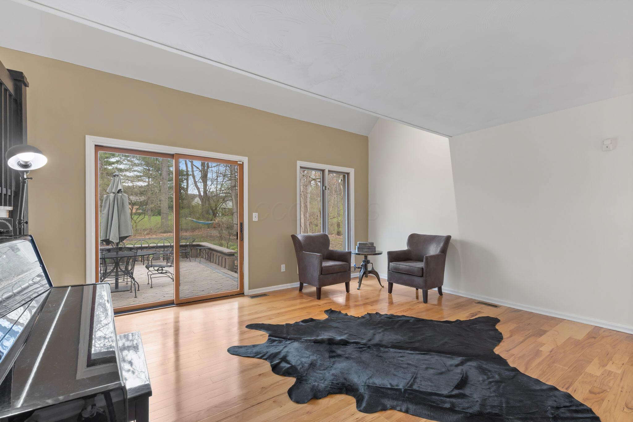 8252 Northwoods Court, Columbus, Ohio image 12