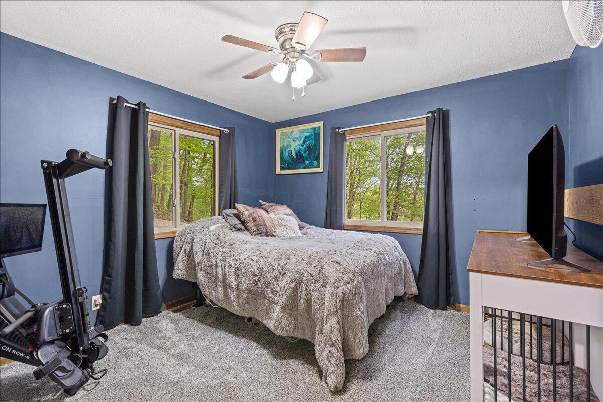 102 Mohawk Lane, Sugar Grove, Ohio image 12