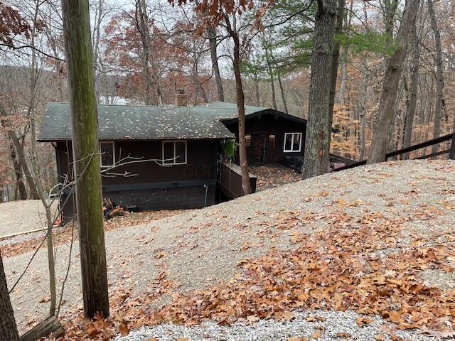 102 Mohawk Lane, Sugar Grove, Ohio image 2
