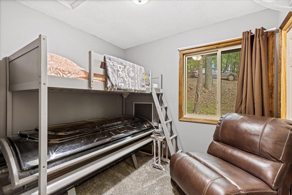 102 Mohawk Lane, Sugar Grove, Ohio image 13