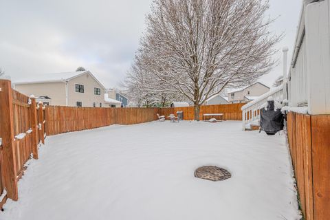 Tiny photo for 7940 Schoolside Drive, Westerville, OH 43081 (MLS # 225044684)