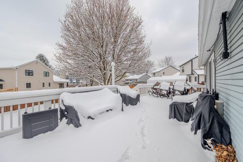 Tiny photo for 7940 Schoolside Drive, Westerville, OH 43081 (MLS # 225044684)