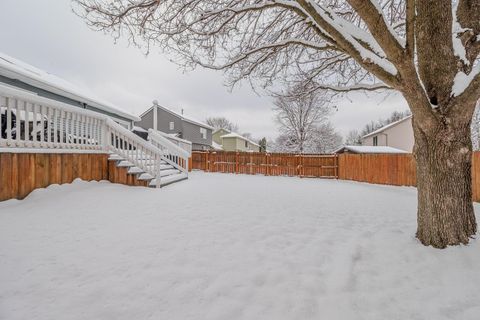 Tiny photo for 7940 Schoolside Drive, Westerville, OH 43081 (MLS # 225044684)