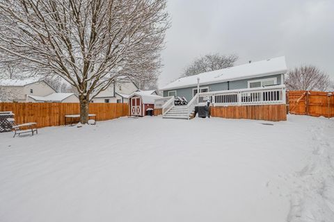 Tiny photo for 7940 Schoolside Drive, Westerville, OH 43081 (MLS # 225044684)