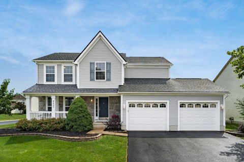 Photo of 8423 Bent Maple Court, Blacklick, OH 43004 (MLS # 226025840)