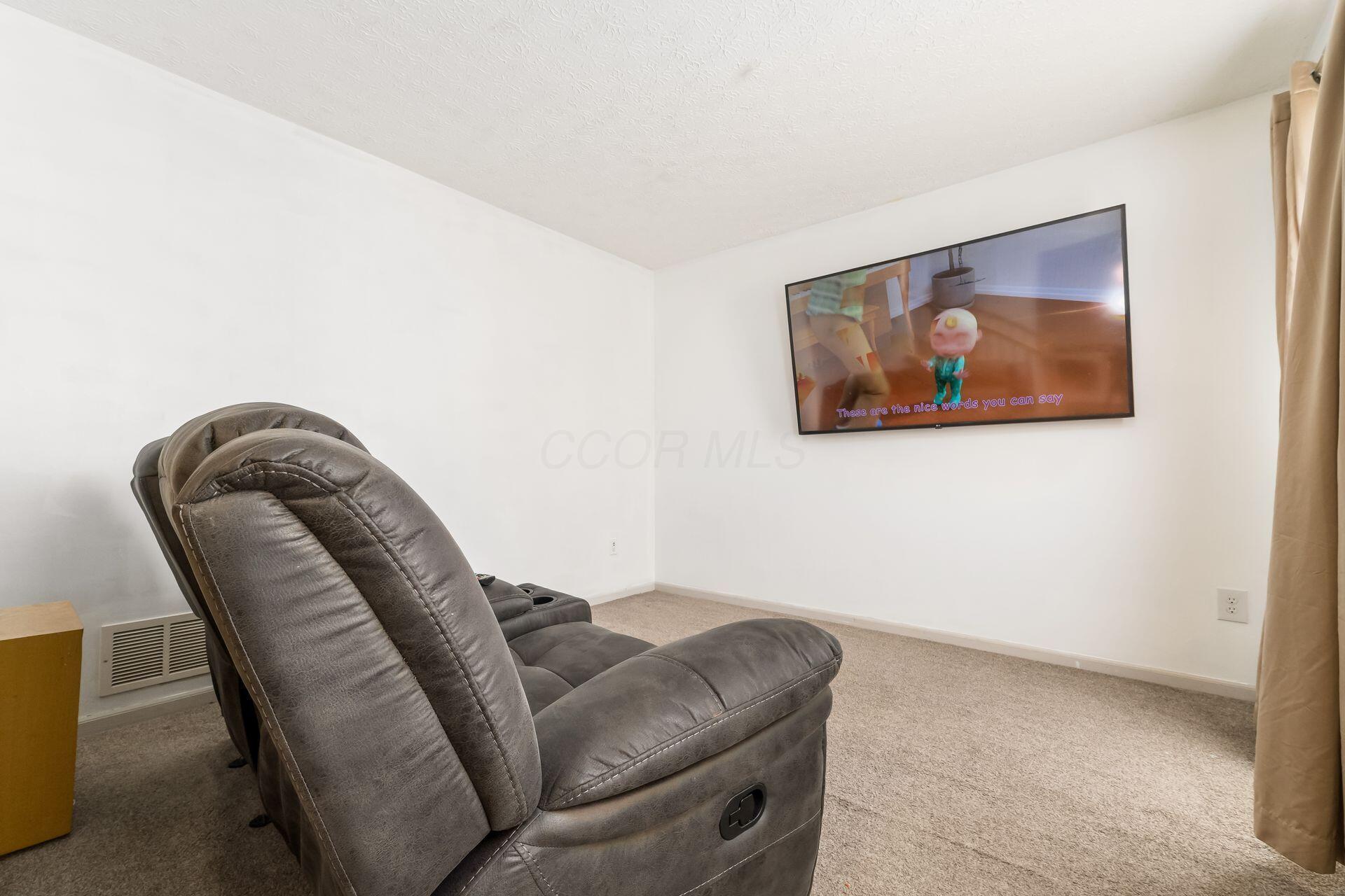 7236 Havencroft Drive, Reynoldsburg, Ohio image 5