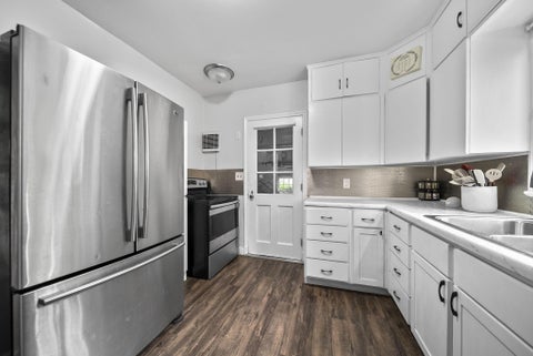 Tiny photo for 220 Grand Avenue, Chillicothe, OH 45601 (MLS # 226019807)
