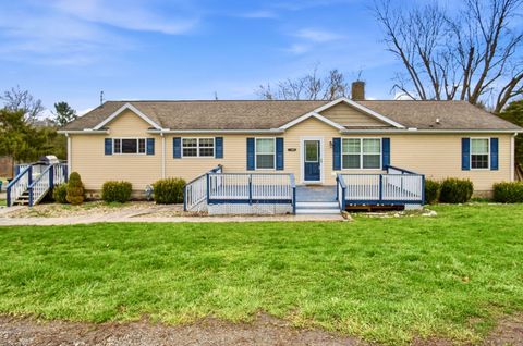 Photo of 960 3rd Street, Philo, OH 43771 (MLS # 226007931)