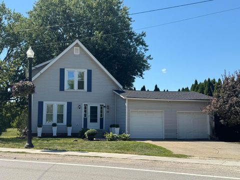 Photo of 79 W Cherry Street, Sunbury, OH 43074 (MLS # 226007805)