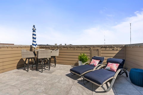 Tiny photo for 976 Pullman Place 26 #26, Grandview Heights, OH 43212 (MLS # 226036248)