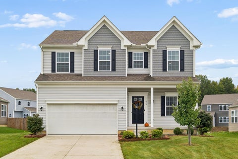 Photo of 849 Saddle Avenue, Pataskala, OH 43062 (MLS # 226037724)
