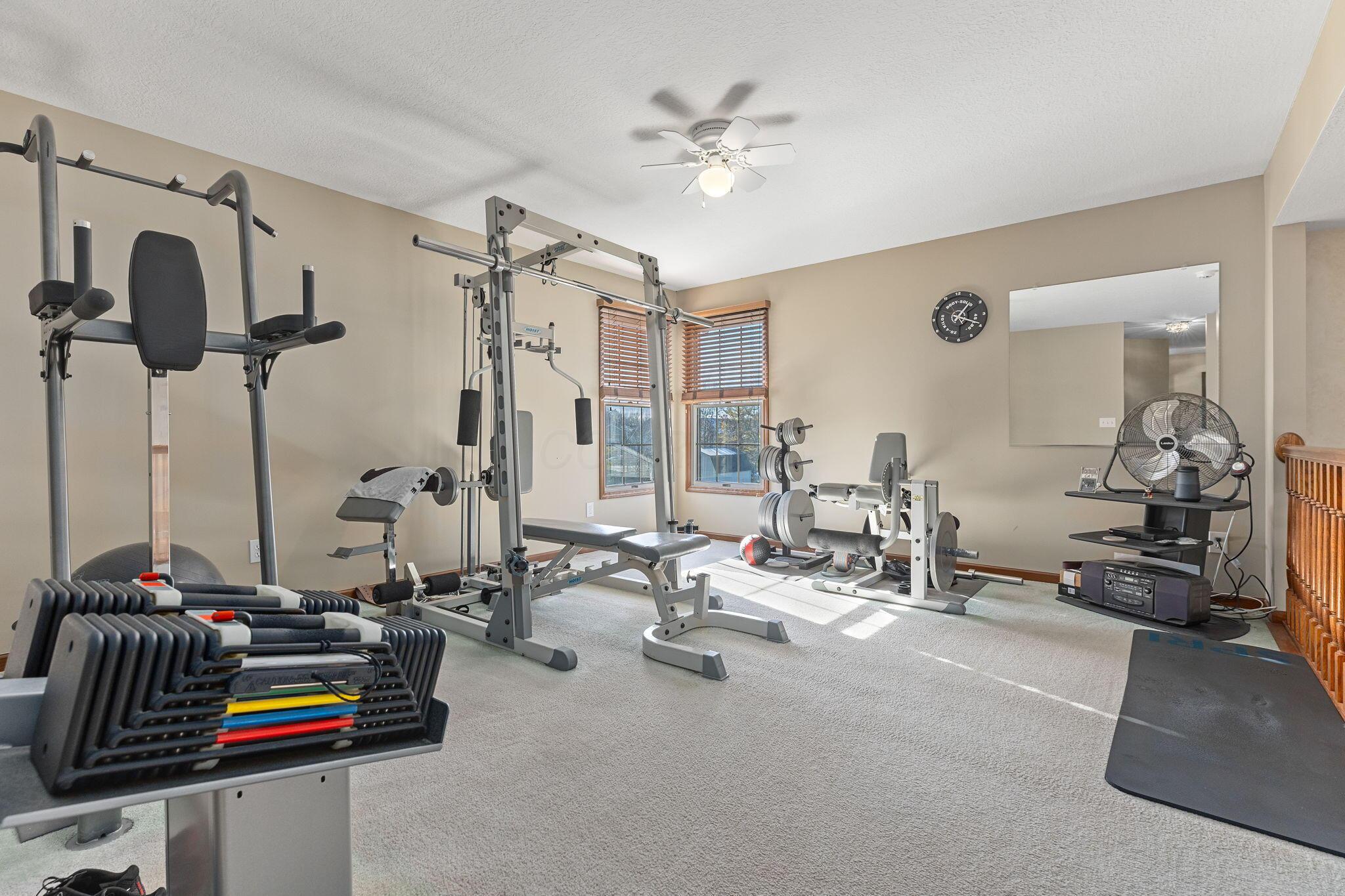 5037 Langcroft Drive, Hilliard, Ohio image 37