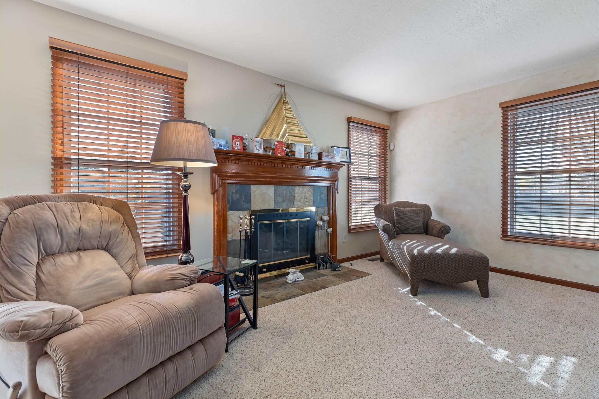 5037 Langcroft Drive, Hilliard, Ohio image 18