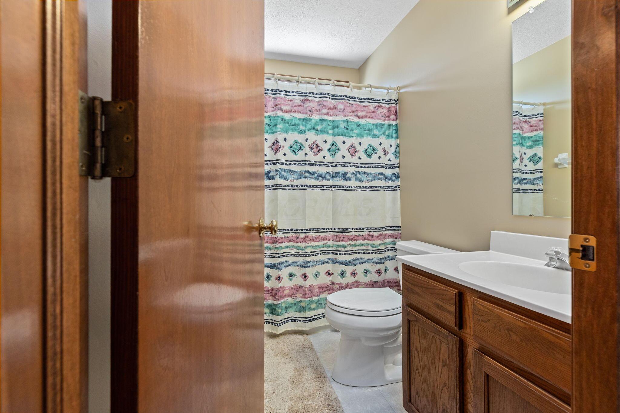 5037 Langcroft Drive, Hilliard, Ohio image 49