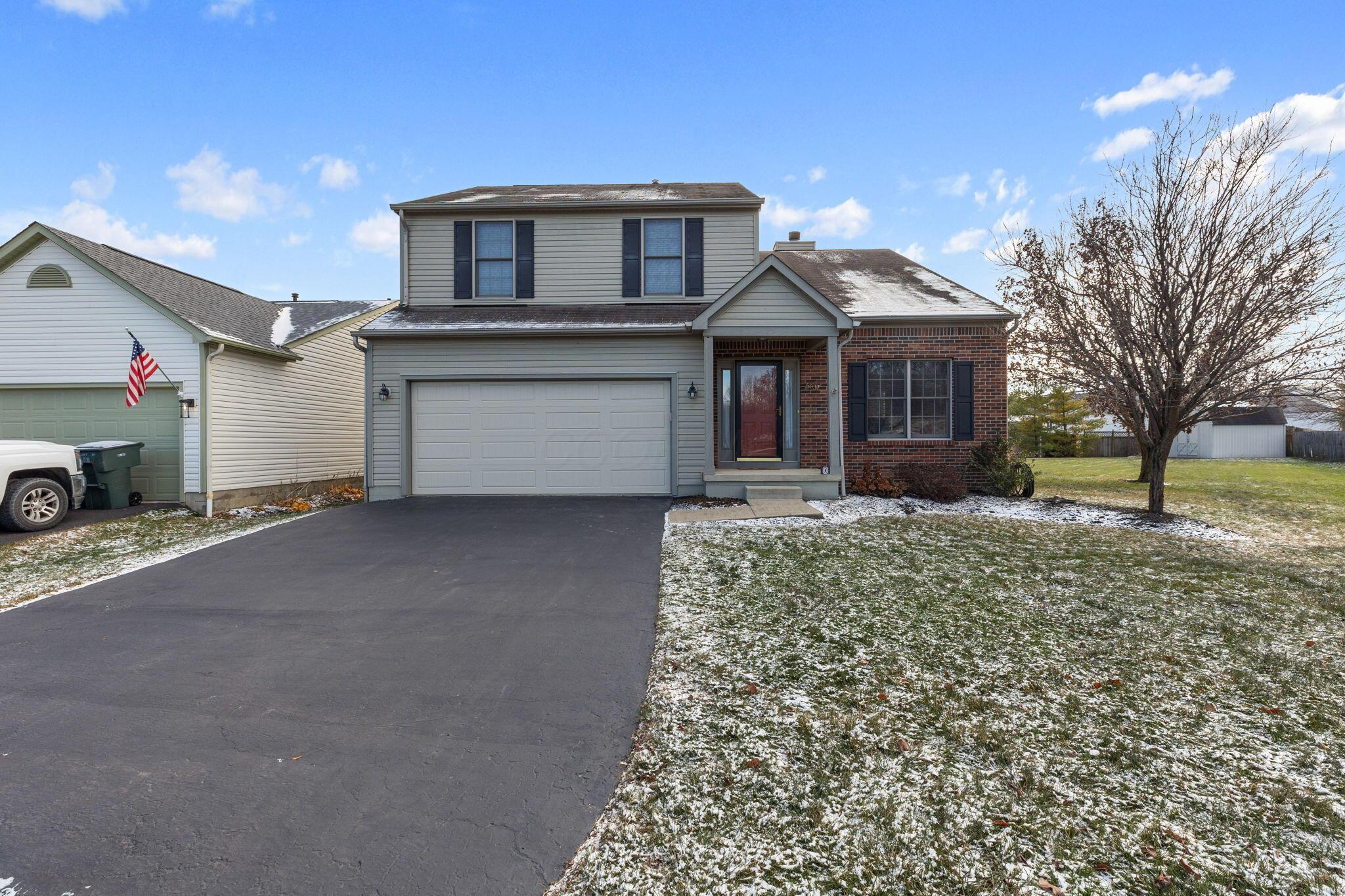 5037 Langcroft Drive, Hilliard, Ohio image 2