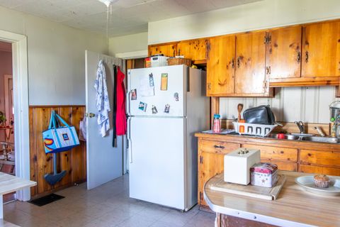 Tiny photo for 99 Hoover Street, Newark, OH 43055 (MLS # 225039698)
