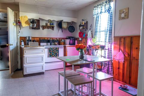 Tiny photo for 99 Hoover Street, Newark, OH 43055 (MLS # 225039698)