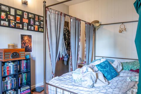 Tiny photo for 99 Hoover Street, Newark, OH 43055 (MLS # 225039698)