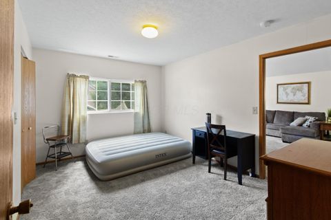 Tiny photo for 6069 Blendon Chase Drive 17 #17, Westerville, OH 43081 (MLS # 225045900)