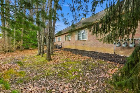 Tiny photo for 6069 Blendon Chase Drive 17 #17, Westerville, OH 43081 (MLS # 225045900)