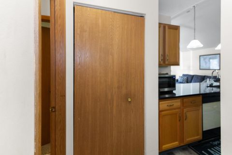 Tiny photo for 6069 Blendon Chase Drive 17 #17, Westerville, OH 43081 (MLS # 225045900)