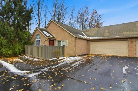 Tiny photo for 6069 Blendon Chase Drive 17 #17, Westerville, OH 43081 (MLS # 225045900)