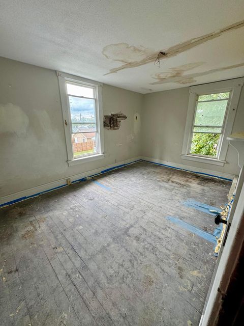 Tiny photo for 50 Hawkes Avenue, Columbus, OH 43222 (MLS # 225036919)