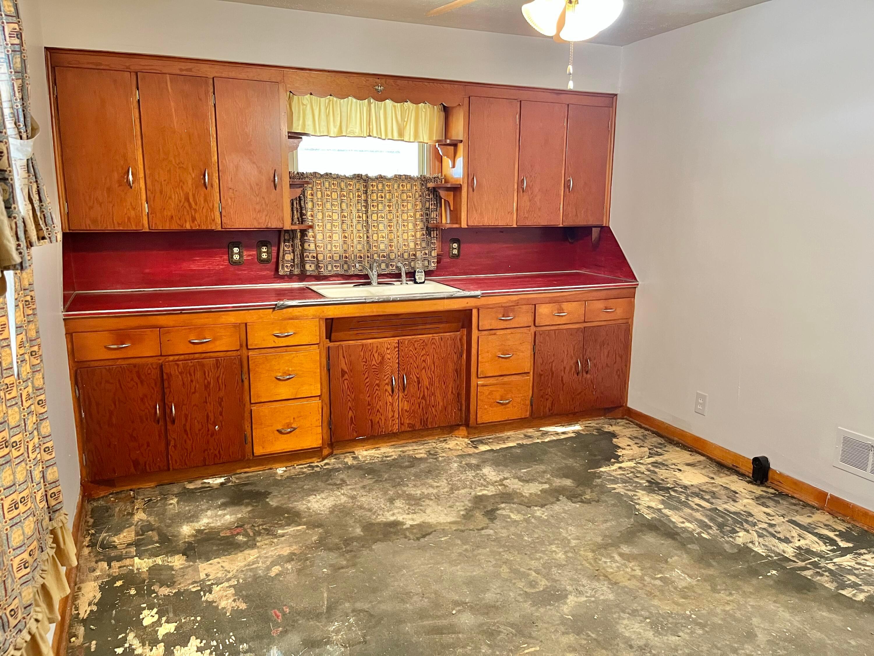 221 Adams Street, Lancaster, Ohio image 25