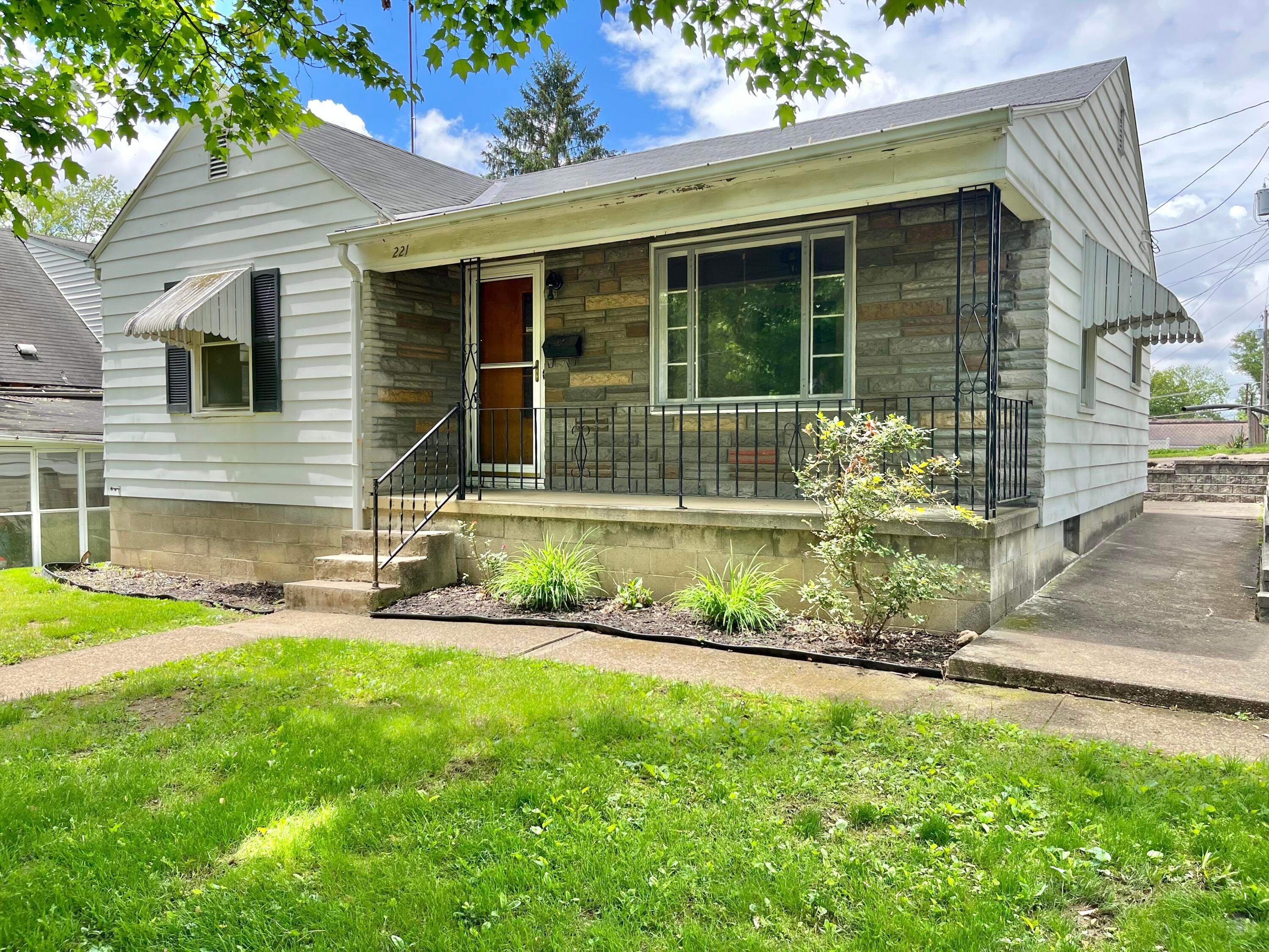 221 Adams Street, Lancaster, Ohio image 1