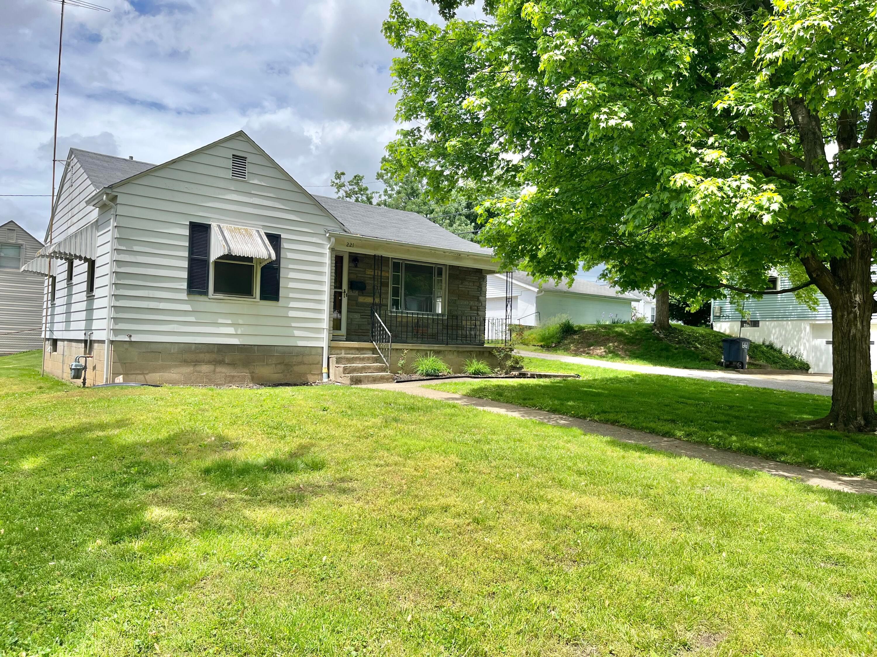 221 Adams Street, Lancaster, Ohio image 5