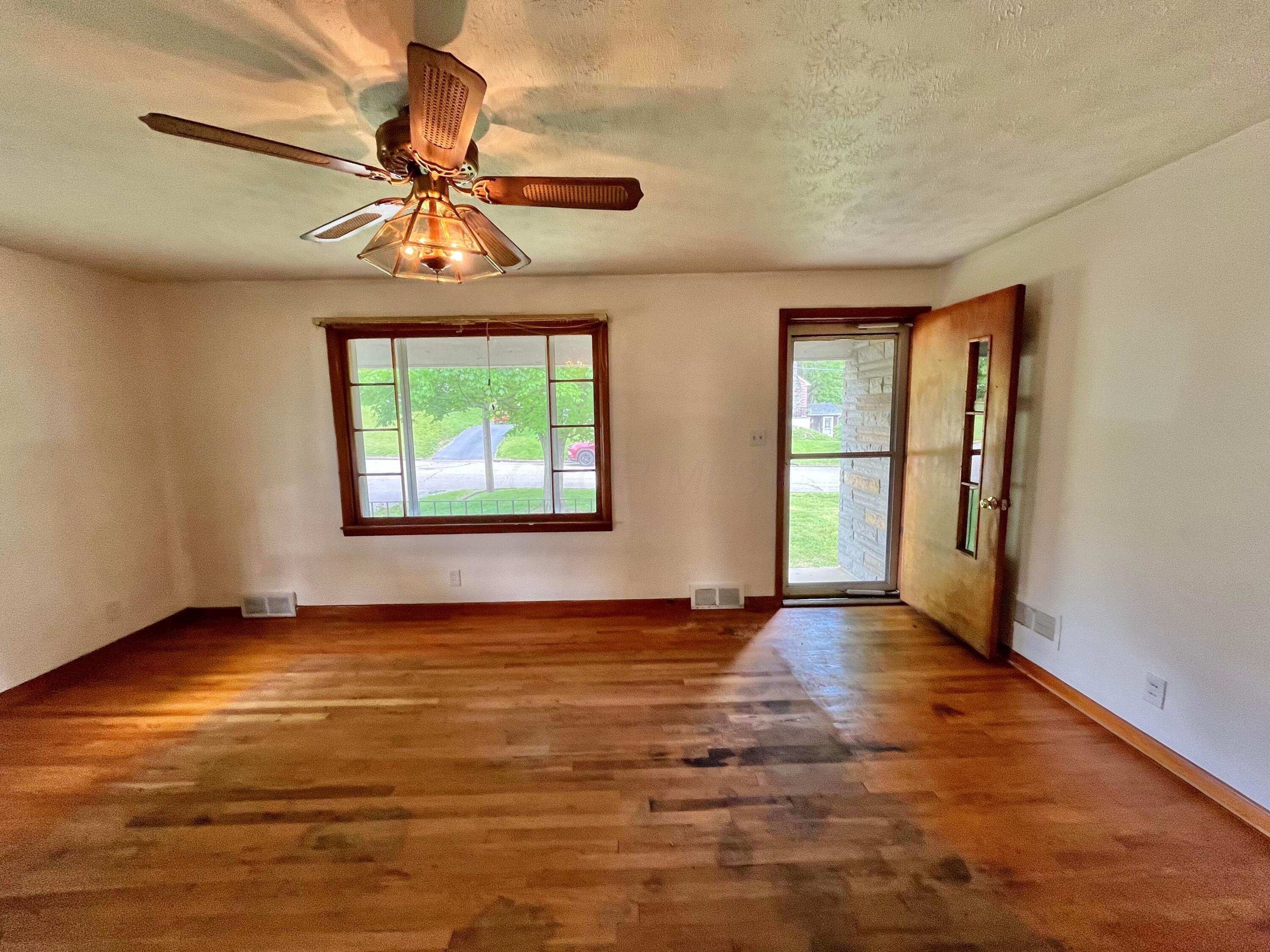 221 Adams Street, Lancaster, Ohio image 8