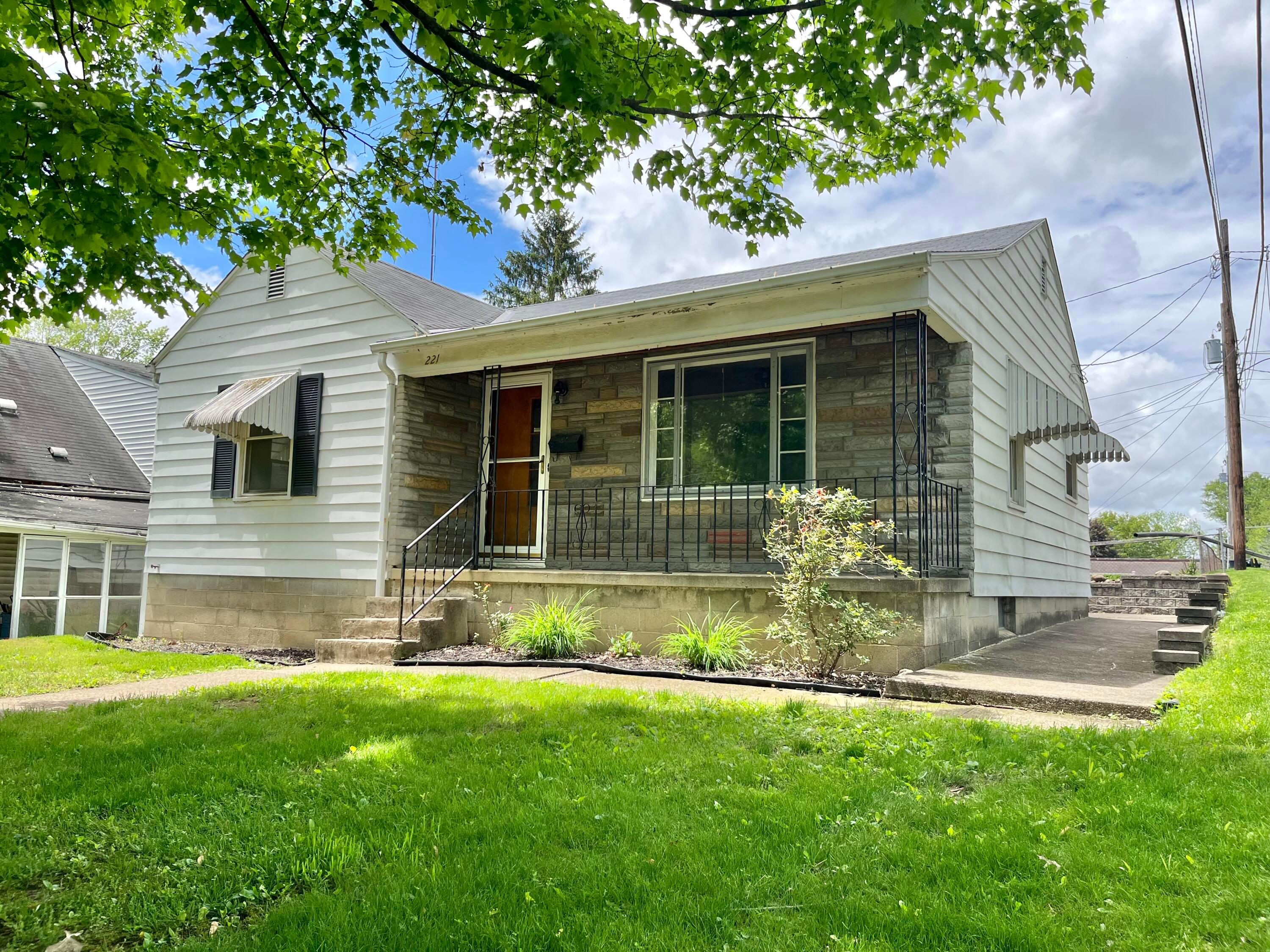 221 Adams Street, Lancaster, Ohio image 2