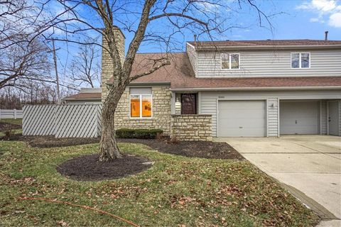 Photo of 5040 Blendon Pond Drive, Westerville, OH 43081 (MLS # 226002383)
