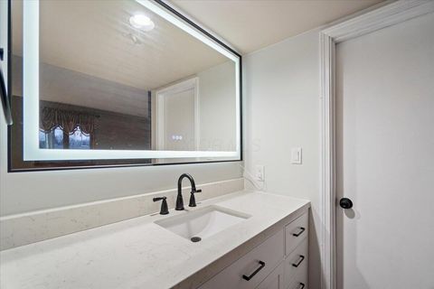 Tiny photo for 5040 Blendon Pond Drive, Westerville, OH 43081 (MLS # 226002383)