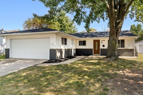 Photo of 2608 Hubbell Road, Columbus, OH 43232 (MLS # 226000719)