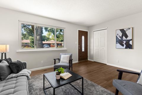 Tiny photo for 2608 Hubbell Road, Columbus, OH 43232 (MLS # 226000719)