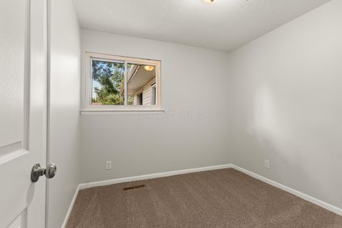 Tiny photo for 2608 Hubbell Road, Columbus, OH 43232 (MLS # 226000719)