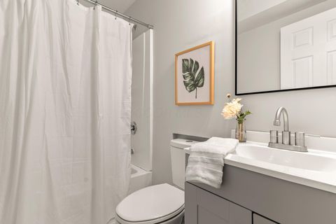 Tiny photo for 2608 Hubbell Road, Columbus, OH 43232 (MLS # 226000719)