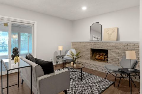 Tiny photo for 2608 Hubbell Road, Columbus, OH 43232 (MLS # 226000719)