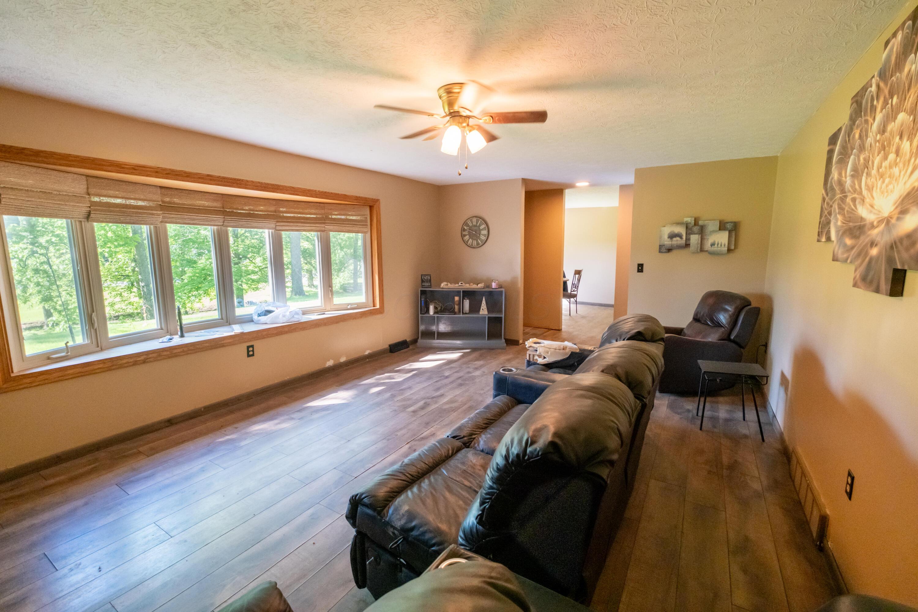 9442 Mitchell Dewitt Road, Plain City, Ohio image 6
