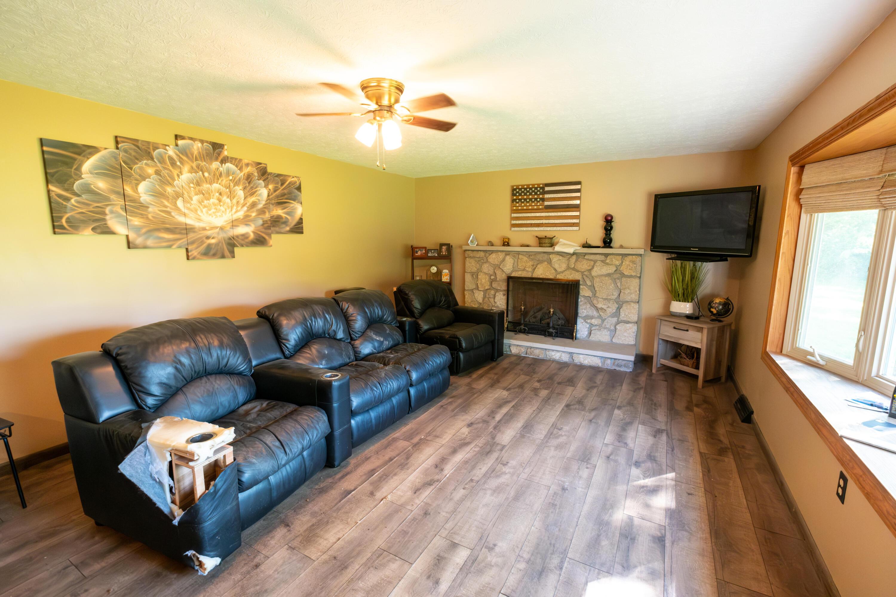 9442 Mitchell Dewitt Road, Plain City, Ohio image 4
