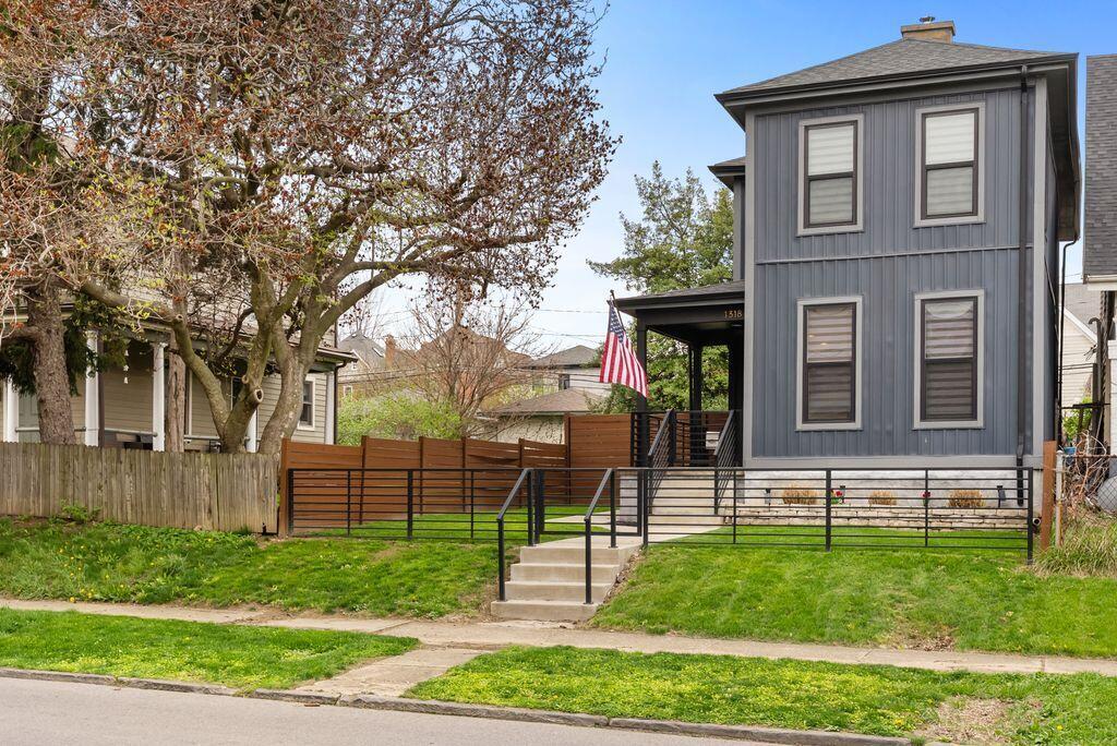 1318 Courtland Avenue